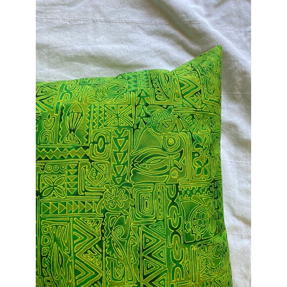 Green Aquatic Block Print Pillowcase | Handmade | 100% Cotton - Picture 3 of 4